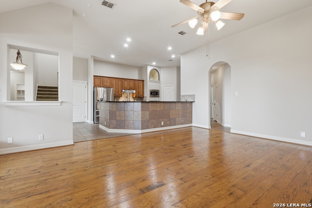 Image 15 of 66 For 2806 Roan Creek