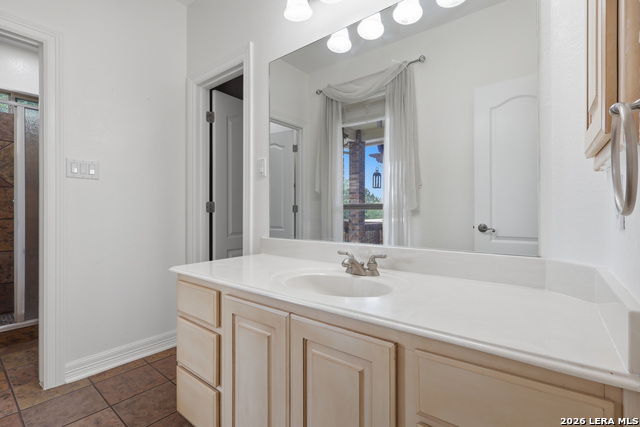 Image 29 of 66 For 2806 Roan Creek