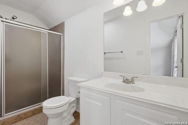 Image 39 of 66 For 2806 Roan Creek