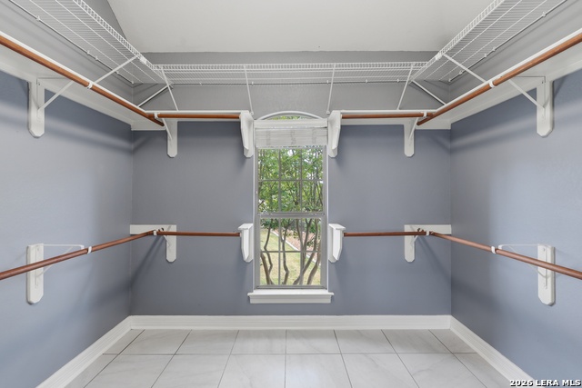 Image 41 of 66 For 2806 Roan Creek