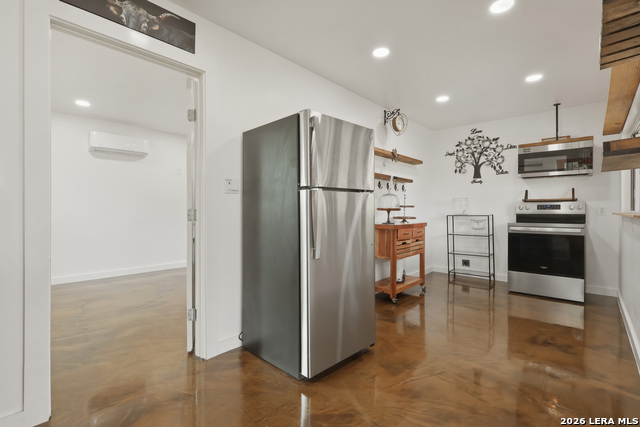 Image 54 of 66 For 2806 Roan Creek