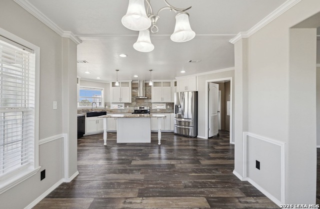 Image 11 of 42 For 12652 Bernhardt