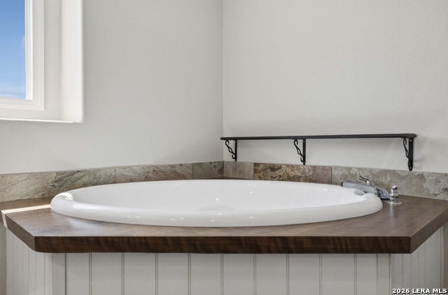 Image 28 of 42 For 12652 Bernhardt