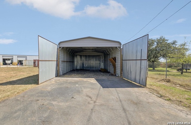 Image 33 of 42 For 12652 Bernhardt