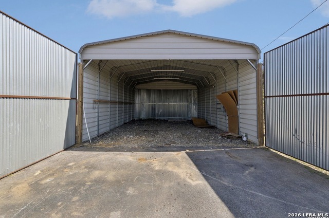 Image 34 of 42 For 12652 Bernhardt