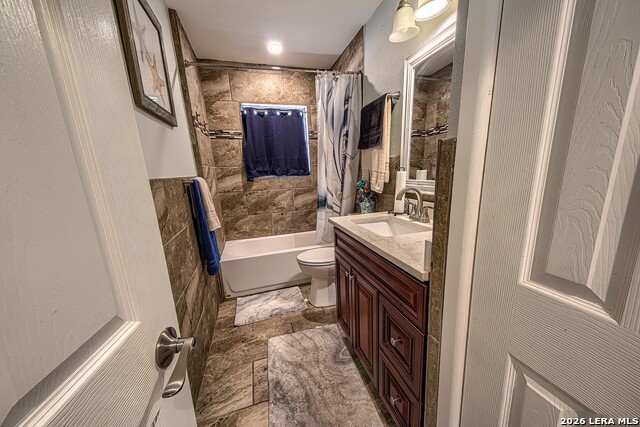 Image 16 of 26 For 4626 Lakewood