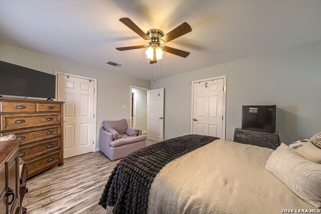 Image 21 of 26 For 4626 Lakewood