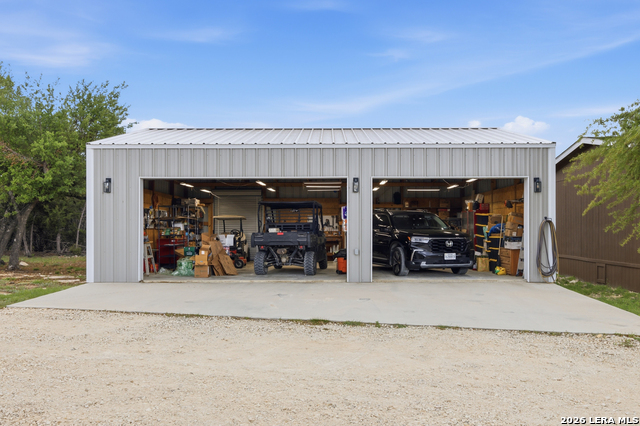 Image 35 of 45 For 7870 Ranch Road 165