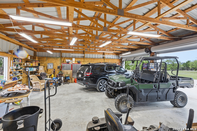 Image 37 of 45 For 7870 Ranch Road 165