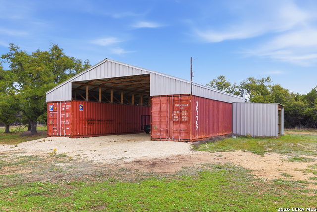 Image 38 of 45 For 7870 Ranch Road 165