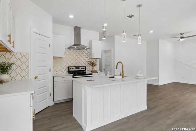 Image 13 of 45 For 1611 French Pl W