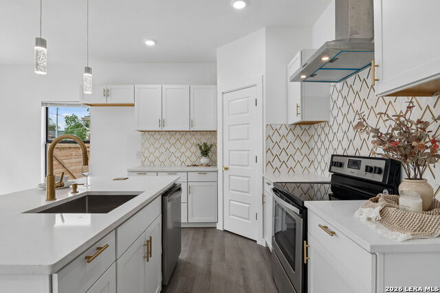 Image 15 of 45 For 1611 French Pl W