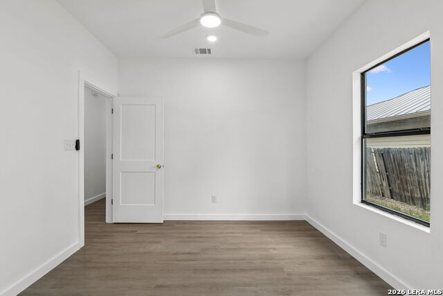 Image 23 of 45 For 1611 French Pl W