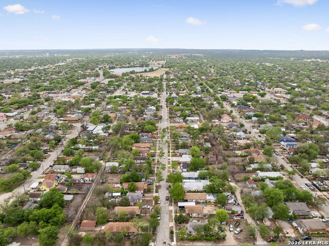 Image 37 of 45 For 1611 French Pl W