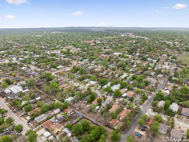 Image 38 of 45 For 1611 French Pl W