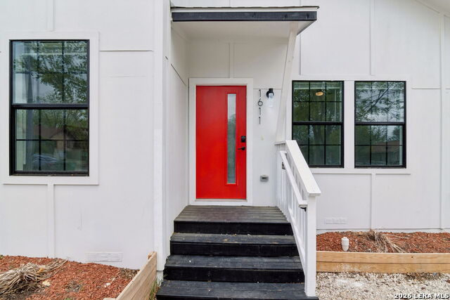 Image 4 of 45 For 1611 French Pl W