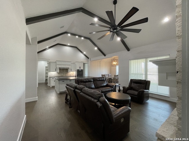 Image 14 of 47 For 18 Valley View