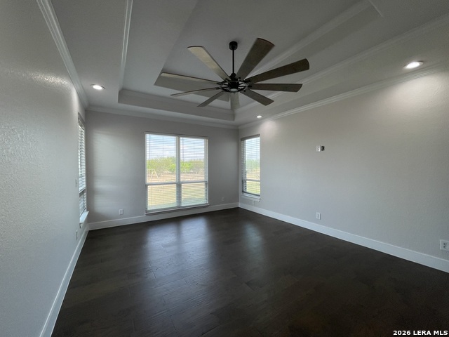 Image 18 of 47 For 18 Valley View