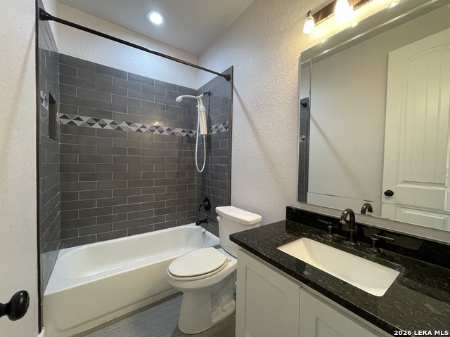 Image 31 of 47 For 18 Valley View