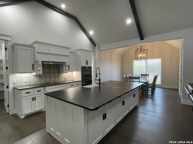 Image 7 of 47 For 18 Valley View