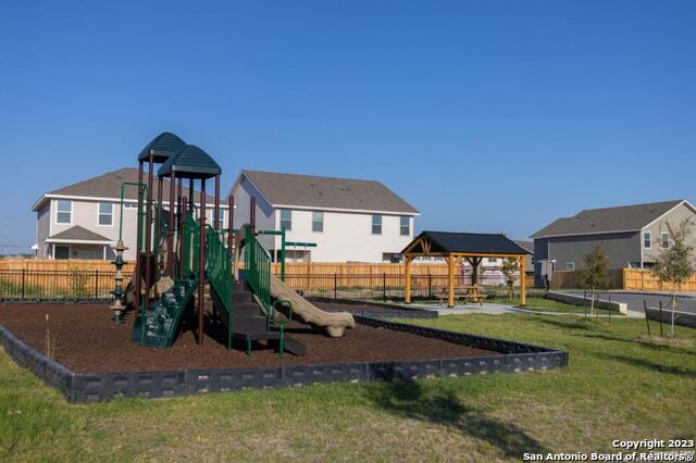 Image 12 of 12 For 13818 Enzo Gate  101