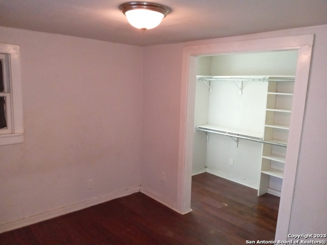 Image 5 of 5 For 105 Oelkers  