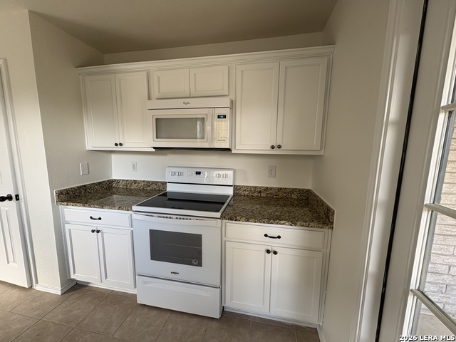 Image 12 of 29 For 10418 Alsfeld Ranch