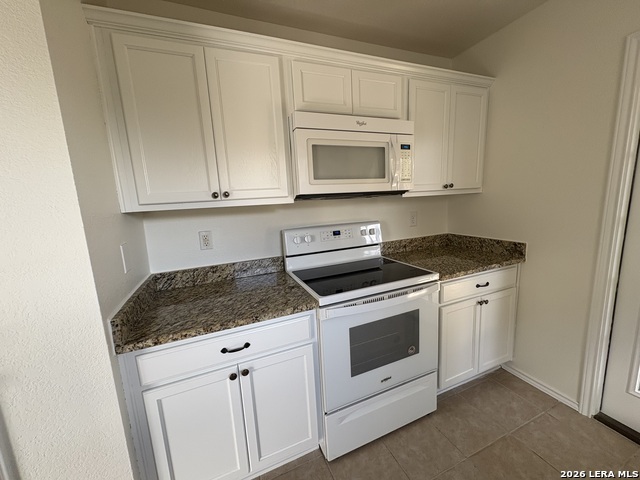 Image 7 of 29 For 10418 Alsfeld Ranch