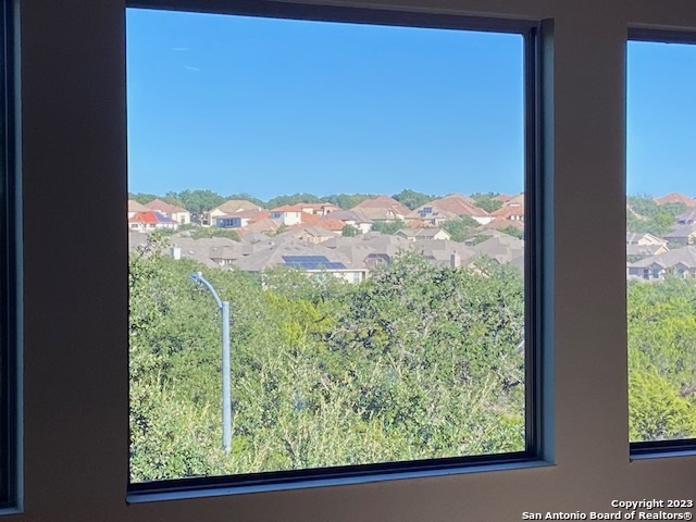 Image 23 of 33 For 25822 Peregrine Rdg