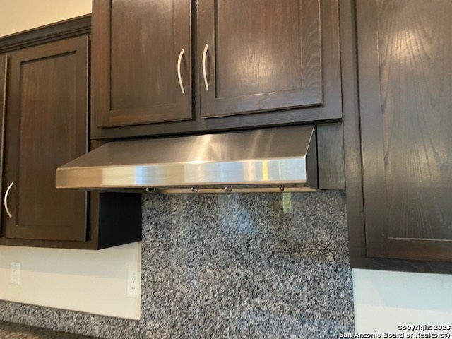 Image 30 of 33 For 25822 Peregrine Rdg