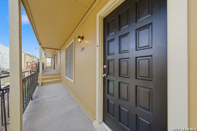 Details for 911 Vance Jackson  204, San Antonio, TX 78201