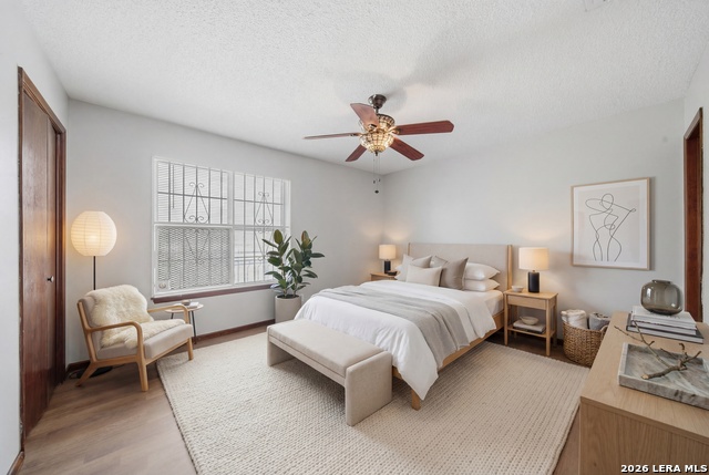 Image 19 of 21 For 911 Vance Jackson  204