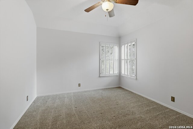 Image 23 of 37 For 20103 Sierra Oscura