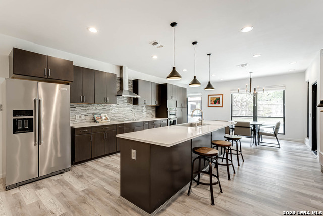 Image 18 of 43 For 15919 Mission Rdg