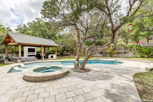 Image 2 of 43 For 15919 Mission Rdg