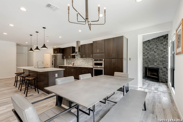 Image 26 of 43 For 15919 Mission Rdg