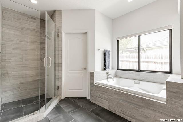 Image 30 of 43 For 15919 Mission Rdg