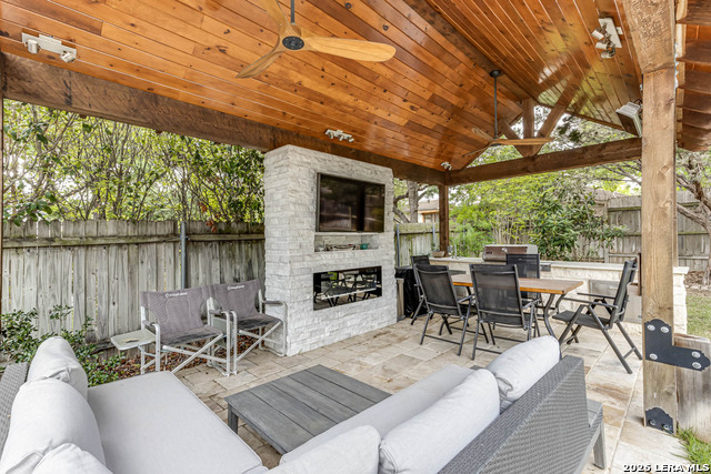 Image 40 of 43 For 15919 Mission Rdg