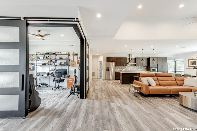 Image 9 of 43 For 15919 Mission Rdg