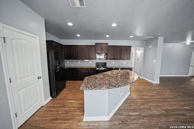 Image 15 of 42 For 2630 Mccrae  