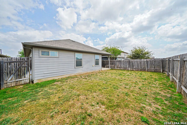 Image 40 of 42 For 2630 Mccrae  