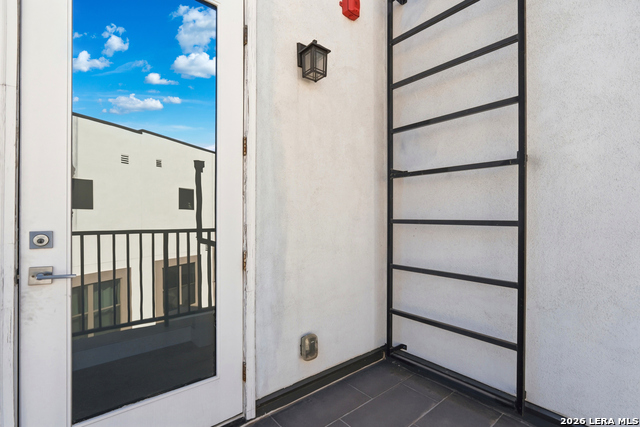 Image 21 of 25 For 1817 St Marys St N 502