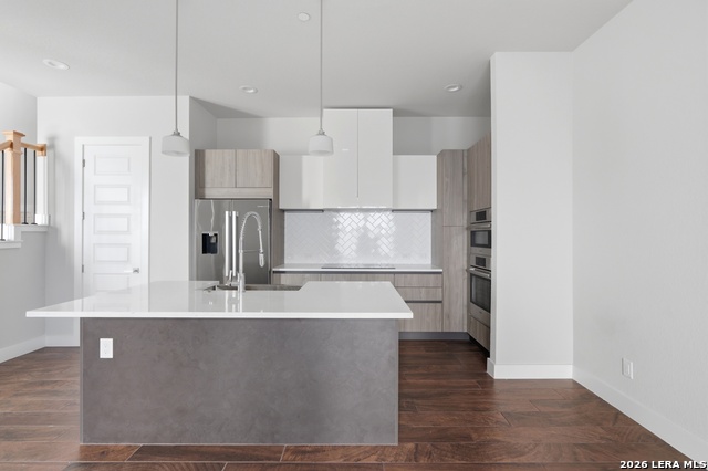 Image 5 of 25 For 1817 St Marys St N 502