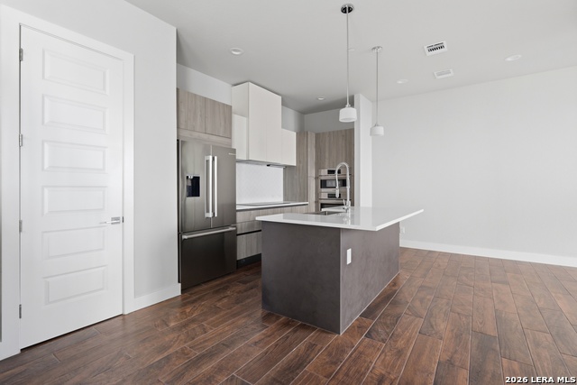 Image 7 of 25 For 1817 St Marys St N 502