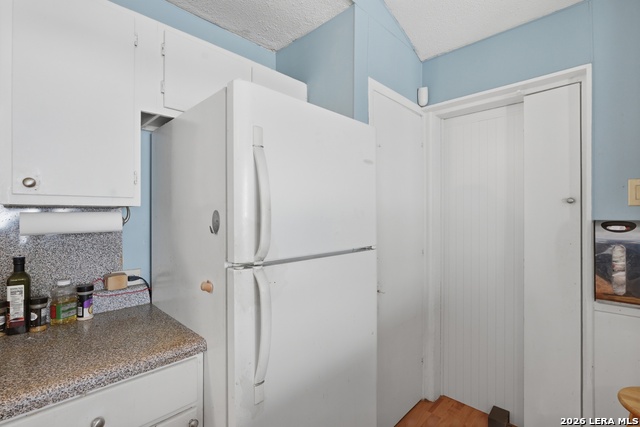 Image 10 of 26 For 814 Weizmann