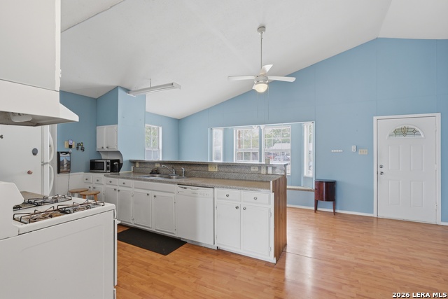 Image 14 of 26 For 814 Weizmann