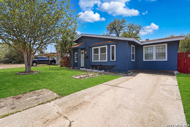 Image 2 of 26 For 814 Weizmann