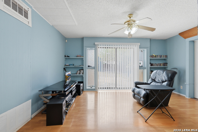 Image 22 of 26 For 814 Weizmann