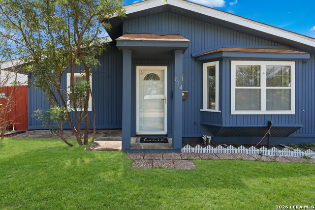 Image 4 of 26 For 814 Weizmann