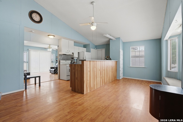 Image 6 of 26 For 814 Weizmann